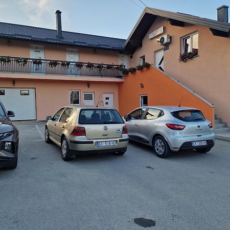 Guest House Macic Кореница Экстерьер фото