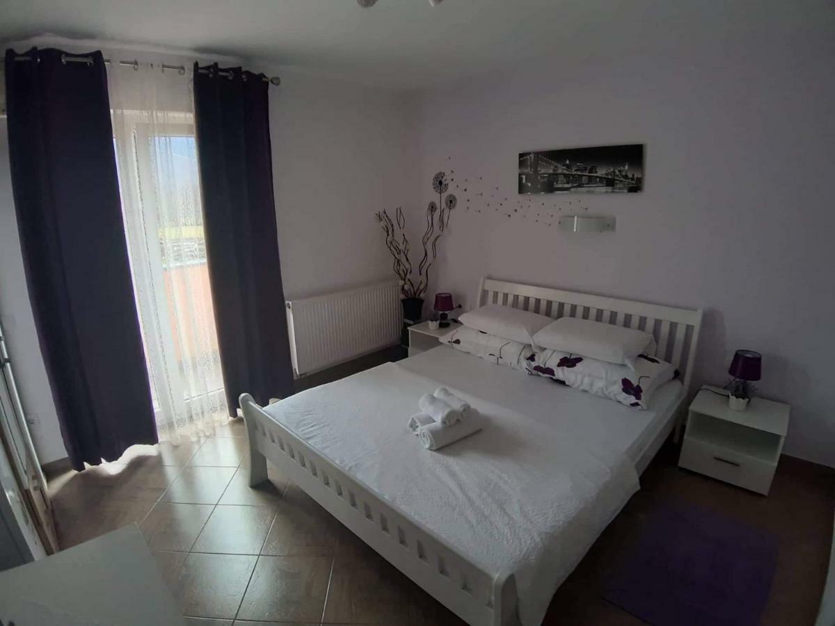 Guest House Macic Кореница Экстерьер фото